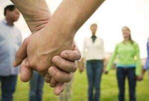 ILD_MS_Support_Group_holding_hands